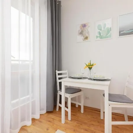 Wola Oasis - Cosy Apartment Near Metro Station Warschau Exterior foto