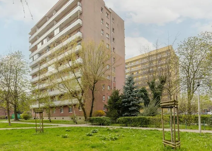 Wola Oasis - Cosy Apartment Near Metro Station
