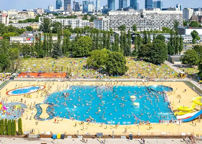 Wola Oasis - Cosy Apartment Near Metro Station